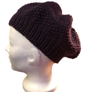 𝅺HAND knit, purple beret.